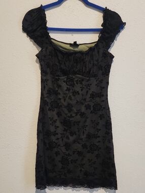 Mixed Threads LA Black Flocked Rose Mesh Mini Dress Ruffle Cap Sleeve Olive M